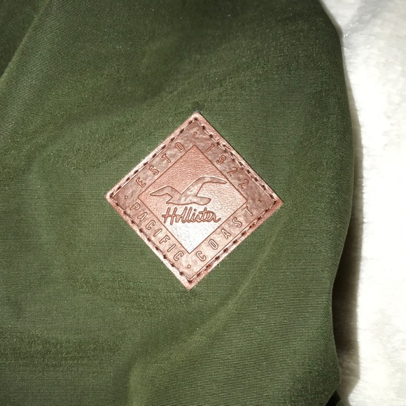 Hollister winter jacket - Picture 5 of 7